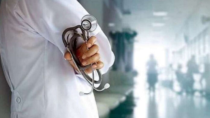 Government-bans-government-doctors-to-run-clinics