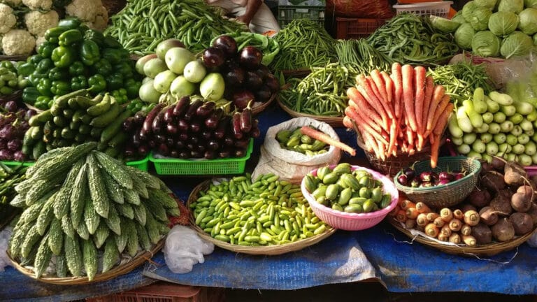 கோயம்பேடு சந்தையில் அதிரடியாக குறைந்த காய்கறிகளின் விலை