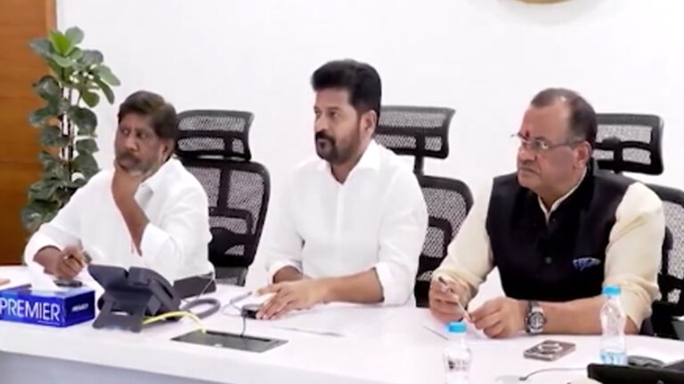 தெலுங்கு மொழியை கட்டாயப் பாடமாகக் கற்பிக்க வேண்டும் – தெலுங்கானா அரசு உத்தரவு