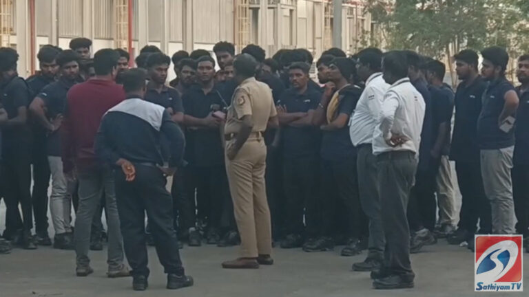 பணிக்கு வரக்கூடாது : திடீர் அறிவிப்பால் கார் தொழிற்சாலை ஊழியர்கள் போராட்டம்