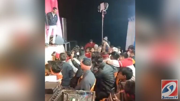 நடனமாடிய பெண்களுக்கு பணம் கொடுத்த இளைஞர் சுட்டுக்கொலை