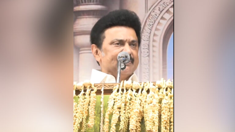 10 ஆயிரம் கோடி ரூபாய் கிடைத்தாலும், மும்மொழி கொள்கையை ஏற்க மாட்டோம் – மு.க ஸ்டாலின் திட்டவட்டம்
