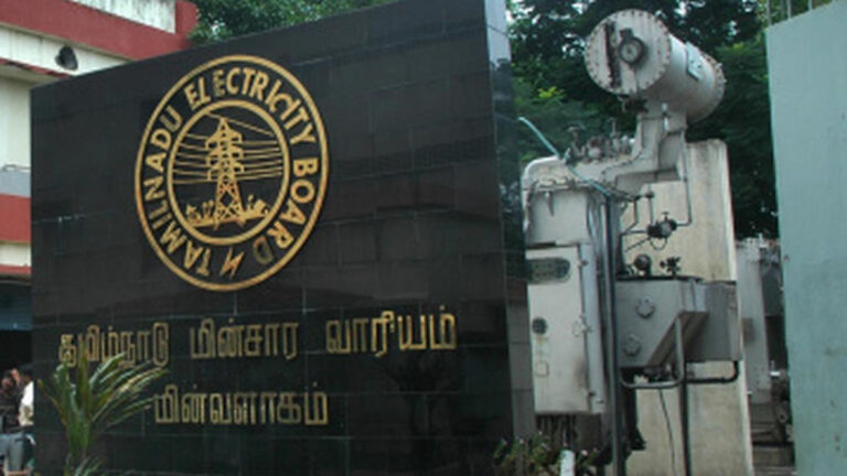 வீடுகளுக்கு மாதம் தோறும் மின் கட்டணம் – தமிழக அரசு ஆலோசனை