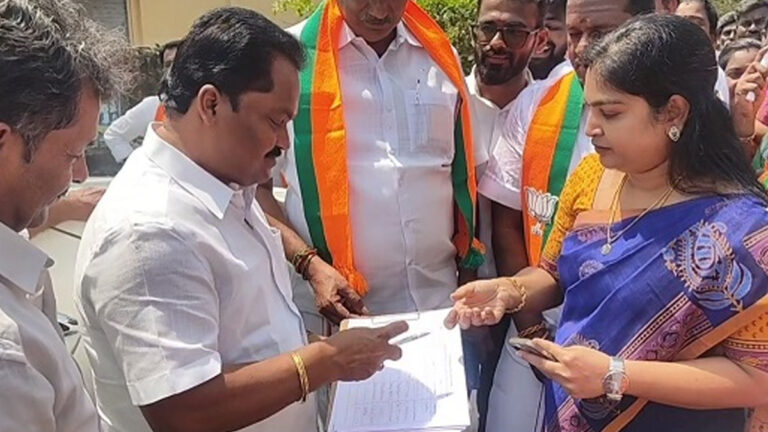 மும்மொழிக் கொள்கைக்கு ஆதரவு : அதிமுக முன்னாள் எம்.எல்.ஏ கட்சியிலிருந்து நீக்கம்