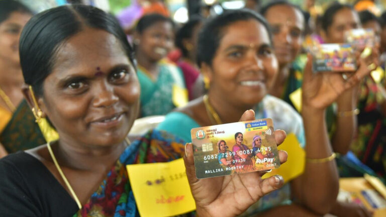 மகளிர் உரிமைத் தொகை திட்டத்திற்கு புதிய அறிவிப்பு! புதிய விண்ணப்பத்திற்கு எப்போது கிடைக்கும்?