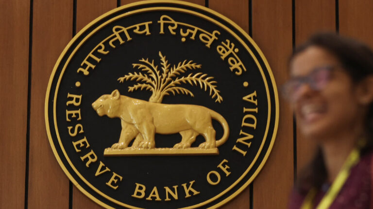 RBI போட்ட புதிய உத்தரவு! 10 வருடம் டச் பண்ணலனா? உங்கள் பணம் போயிடும்!