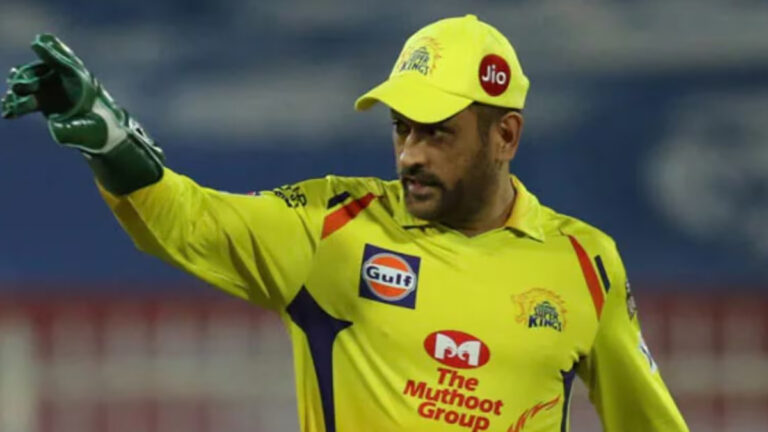 கிரிக்கெட்டை விடுங்க விவசாயி Dhoni எவ்ளோ சம்பாதிக்குறாரு?